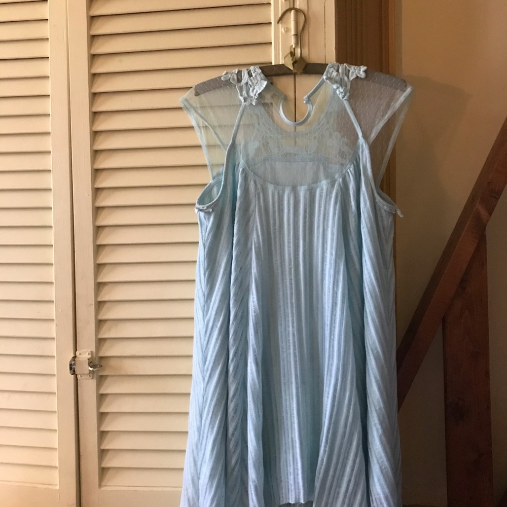 👗Altar’d State Dress - Picture 4 of 4